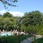 Sea Rose Suites