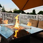 Sea View Motel