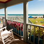 The Beachmere Inn