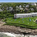 The Beachmere Inn