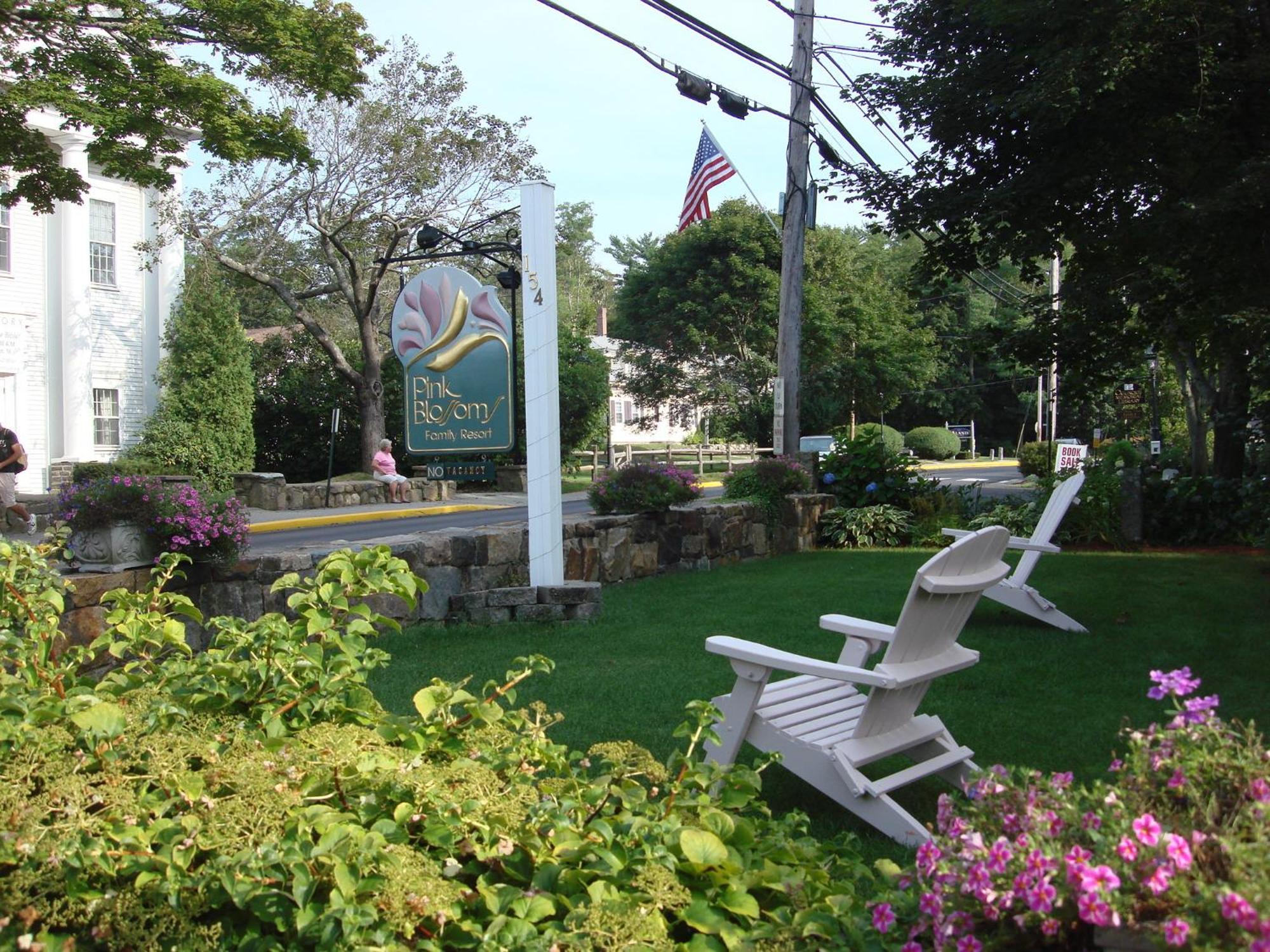 Pink Blossoms Holiday park Ogunquit