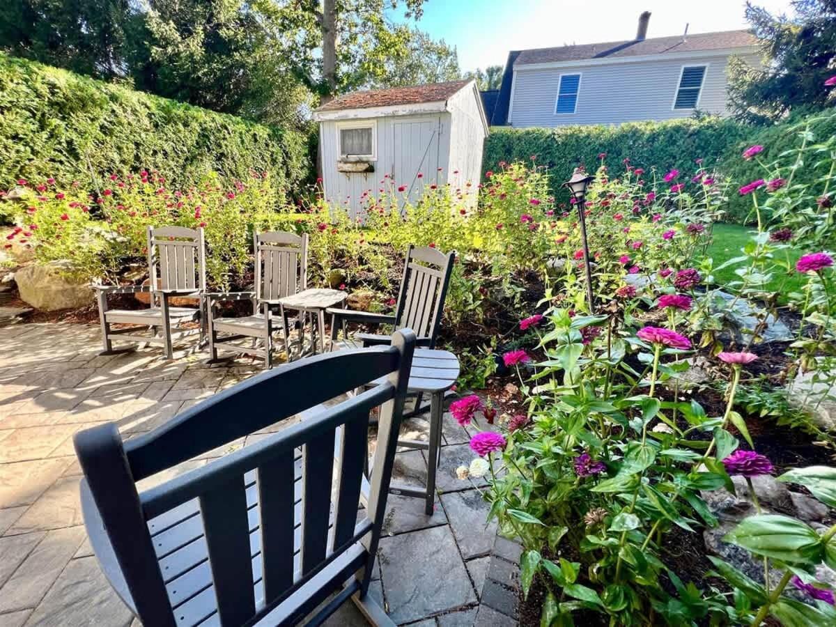 Ocean Street Paradise Walk To Footbridge With Family Holiday home