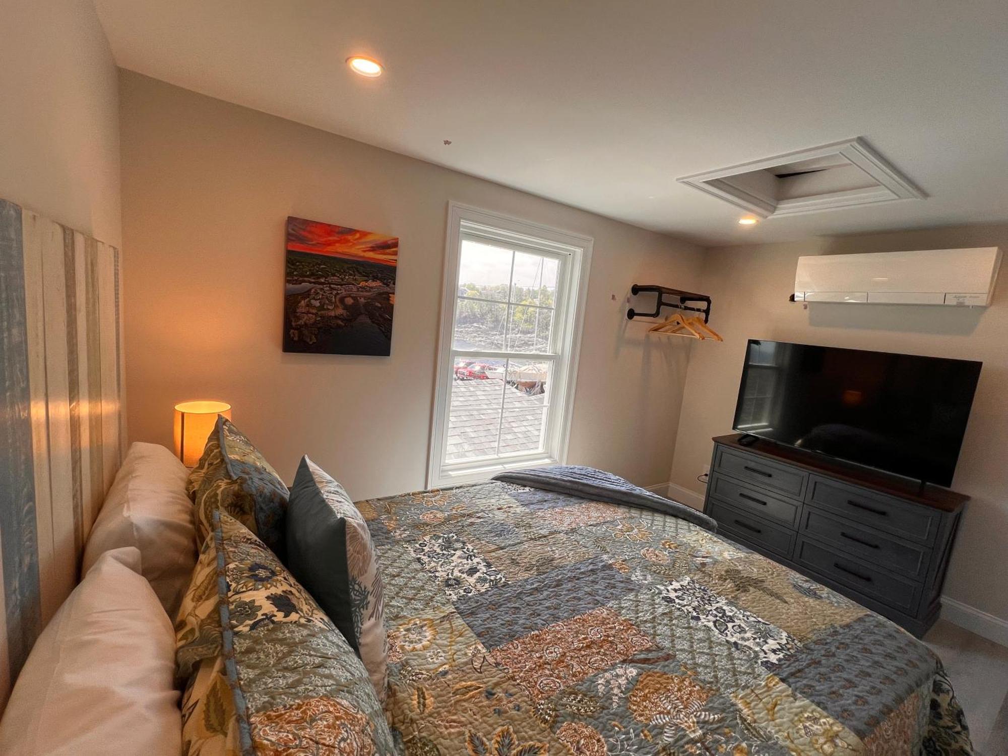 Apartment Seaside Serenity 2 Oceanfront *