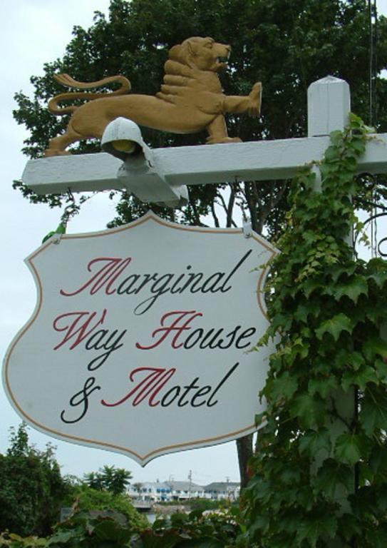 Motel Marginal Way House