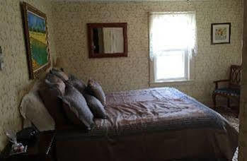 The 2* Ogunquit