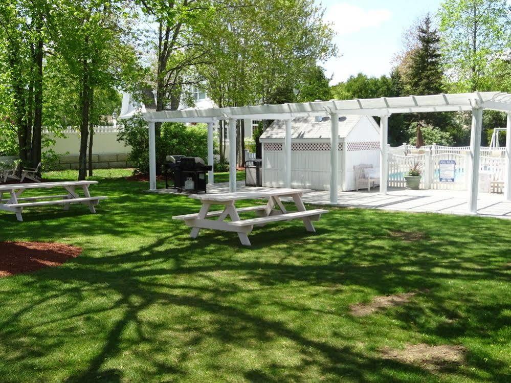 Holiday park Pink Blossoms 3*