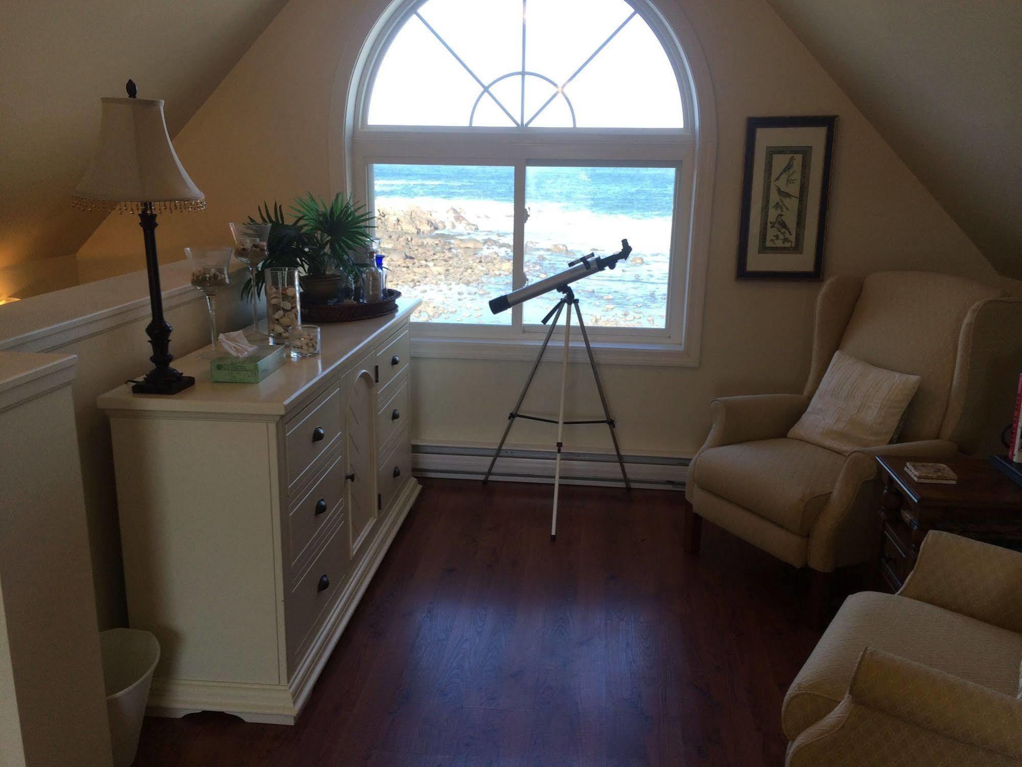 Perkins Cove Oceanfront Ogunquit