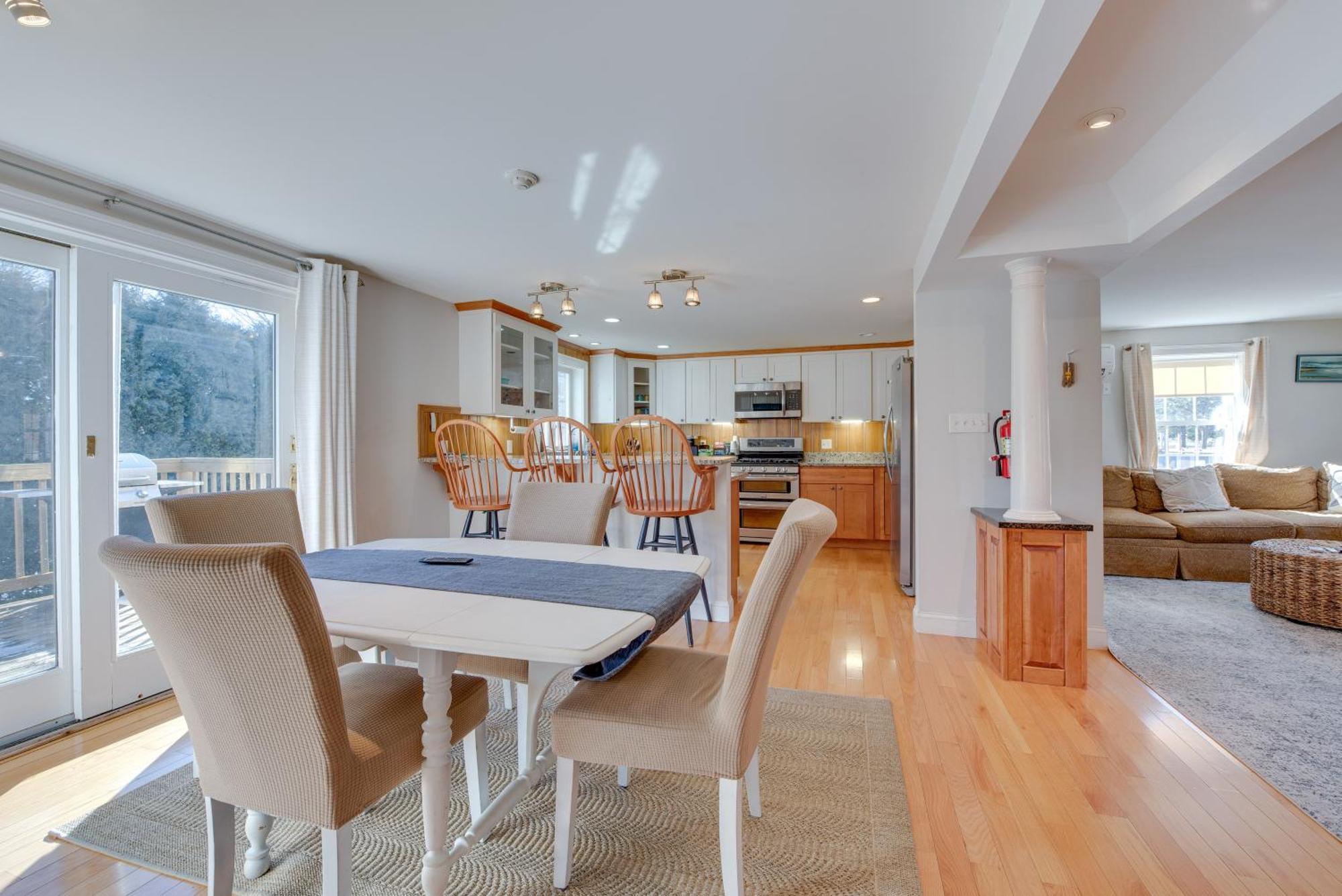 Downtown 1 Mi To Beach! Holiday home *