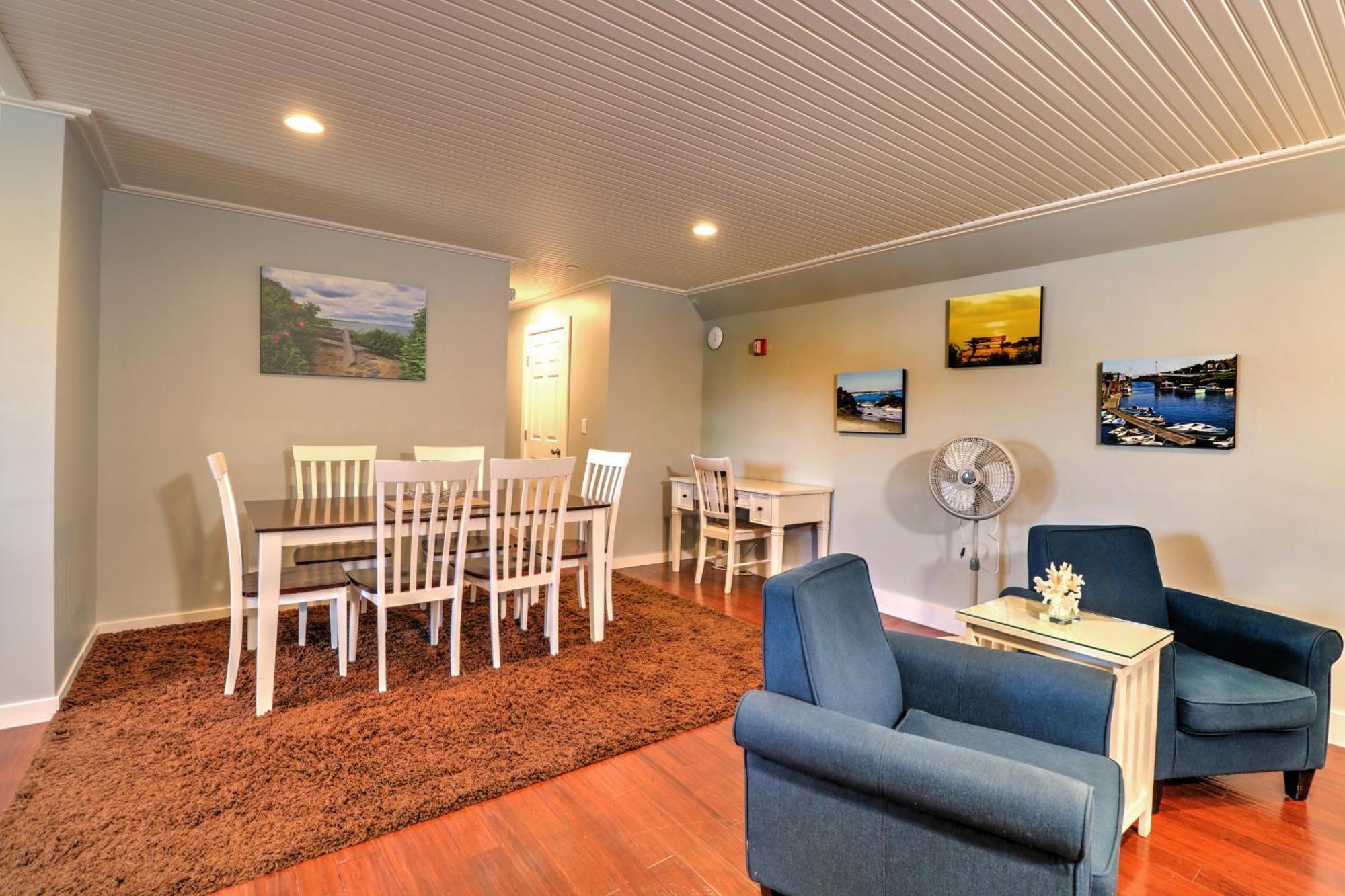 The At Sea Chambers Inn