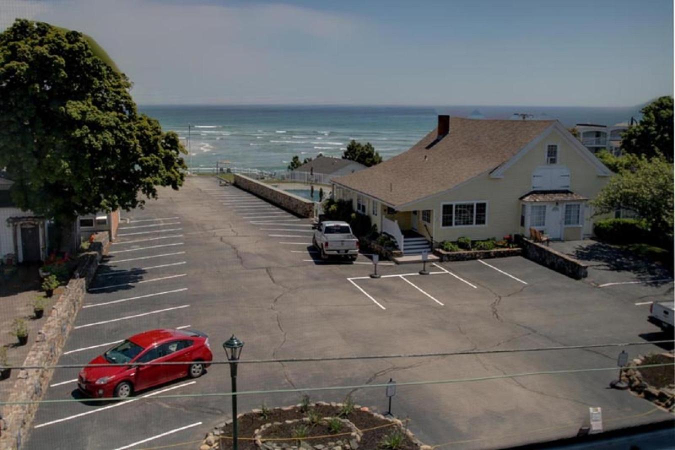 The At Sea Chambers Inn *