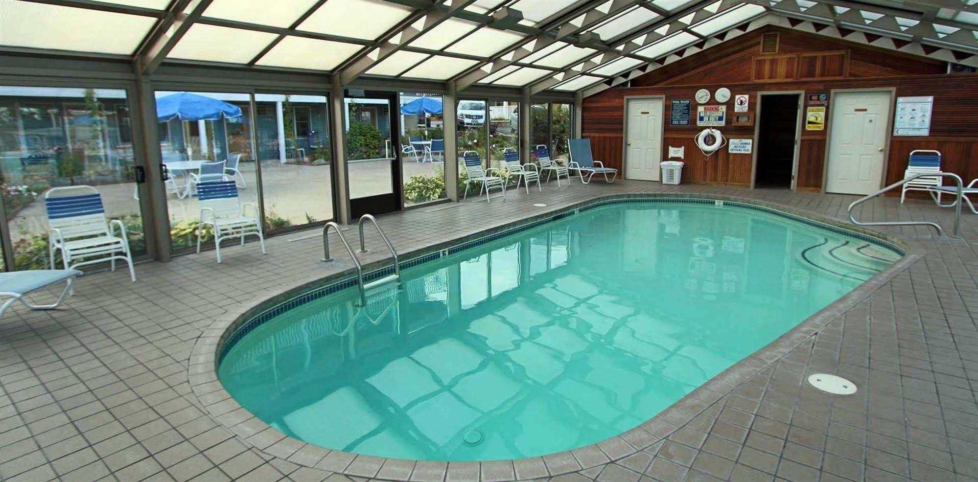 Mariner Hotel